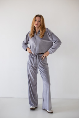 Костюм жіночий